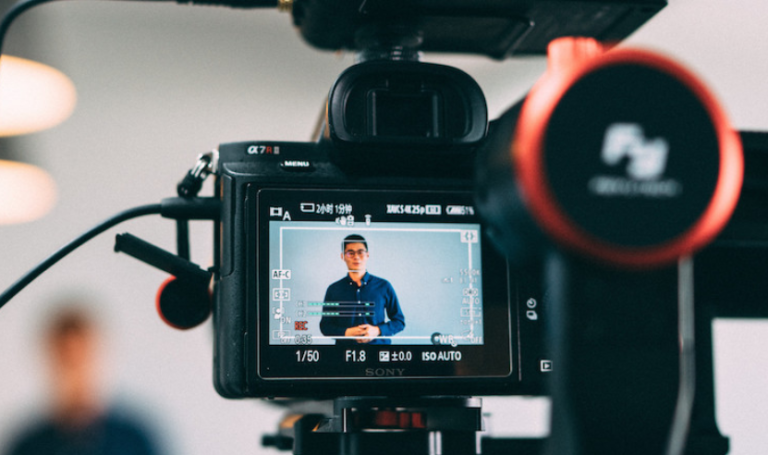 Lights, Camera, Captivate: 6 Powerful Digital Storytelling Tools Every Social Media Manager Should Know